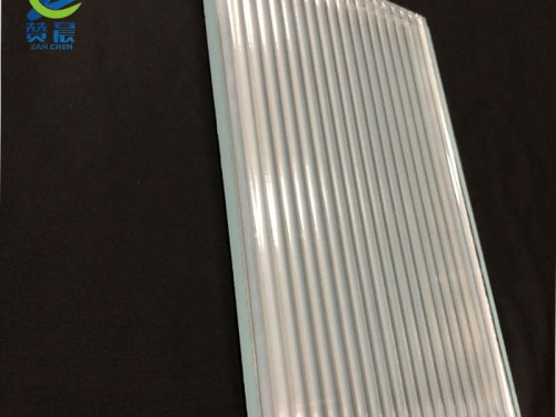 EVA玻璃夾膠膜融化溫度較低、流動性好